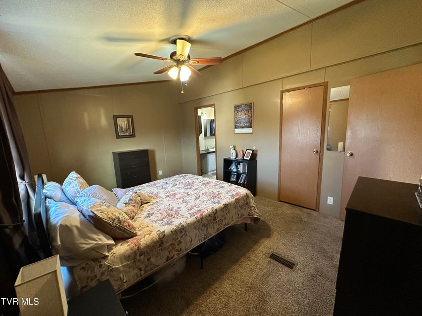 Photo #50: 1313 Siam Road