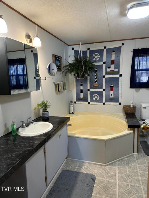 Photo #53: 1313 Siam Road