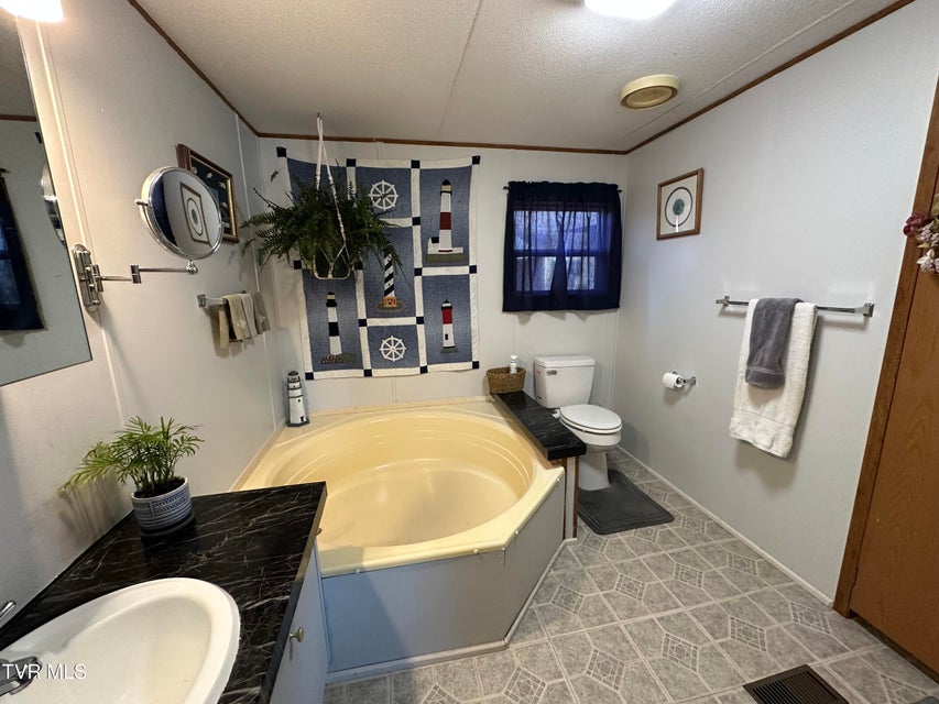 Photo #54: 1313 Siam Road