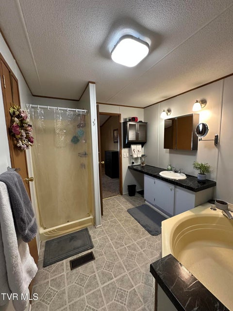 Photo #57: 1313 Siam Road