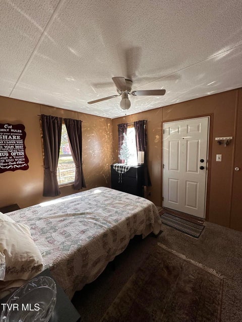 Photo #63: 1313 Siam Road