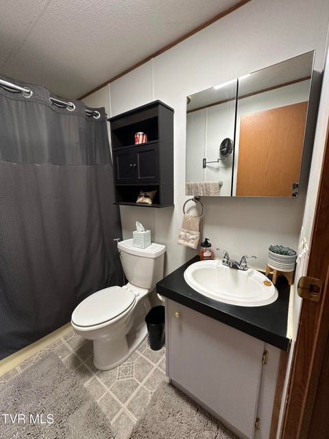 Photo #67: 1313 Siam Road