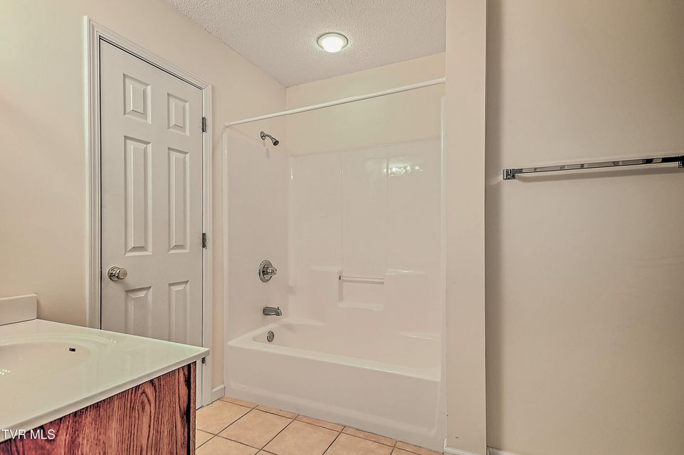 Photo #14: 3103 Vicksburg Road