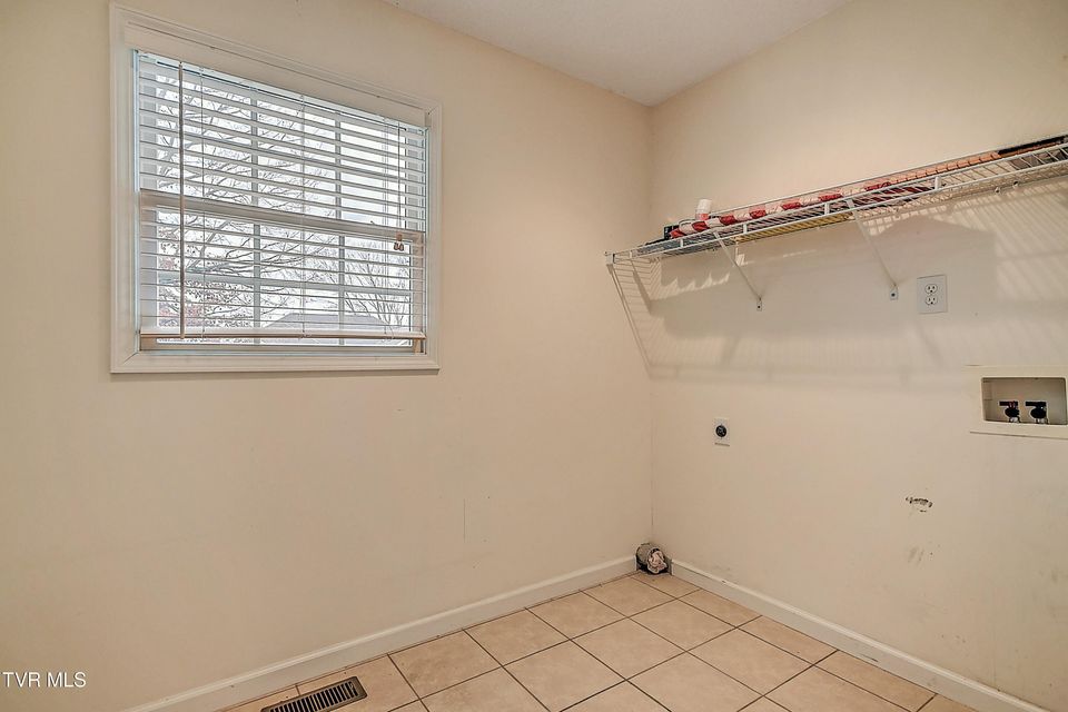 Photo #10: 3103 Vicksburg Road