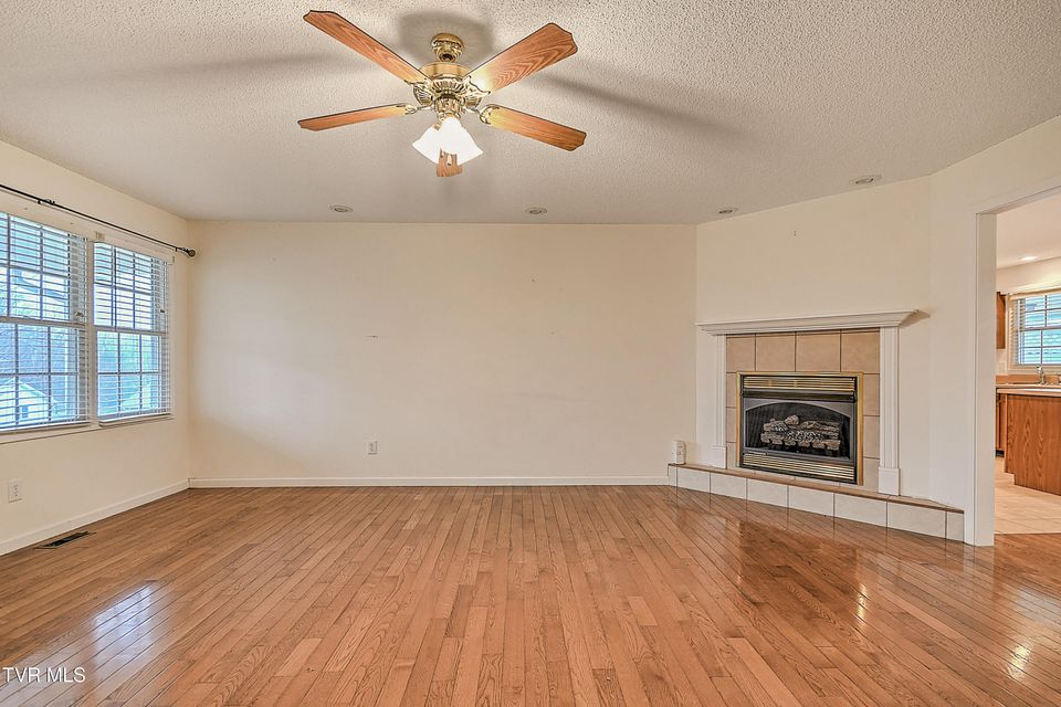 Photo #4: 3103 Vicksburg Road