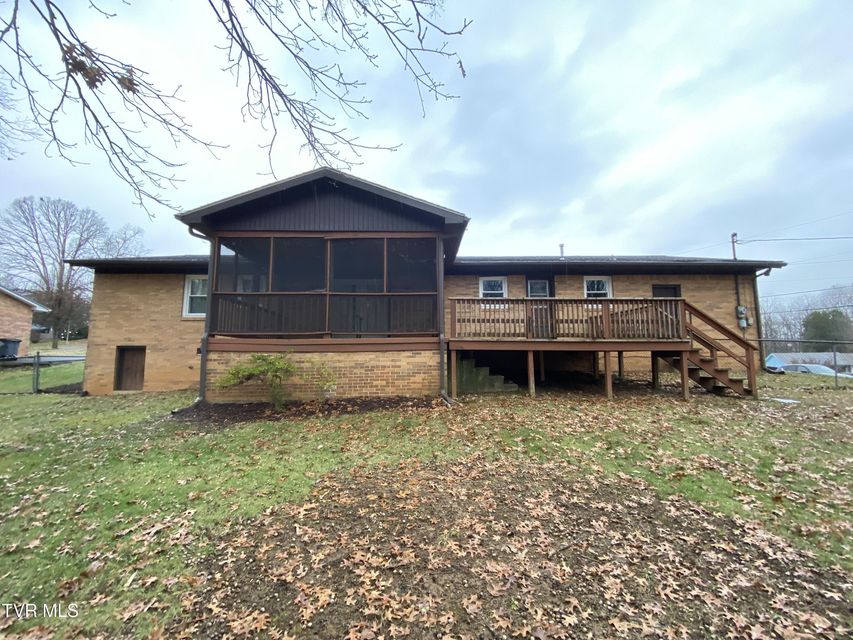 Photo #86: 4009 Black Oak Drive