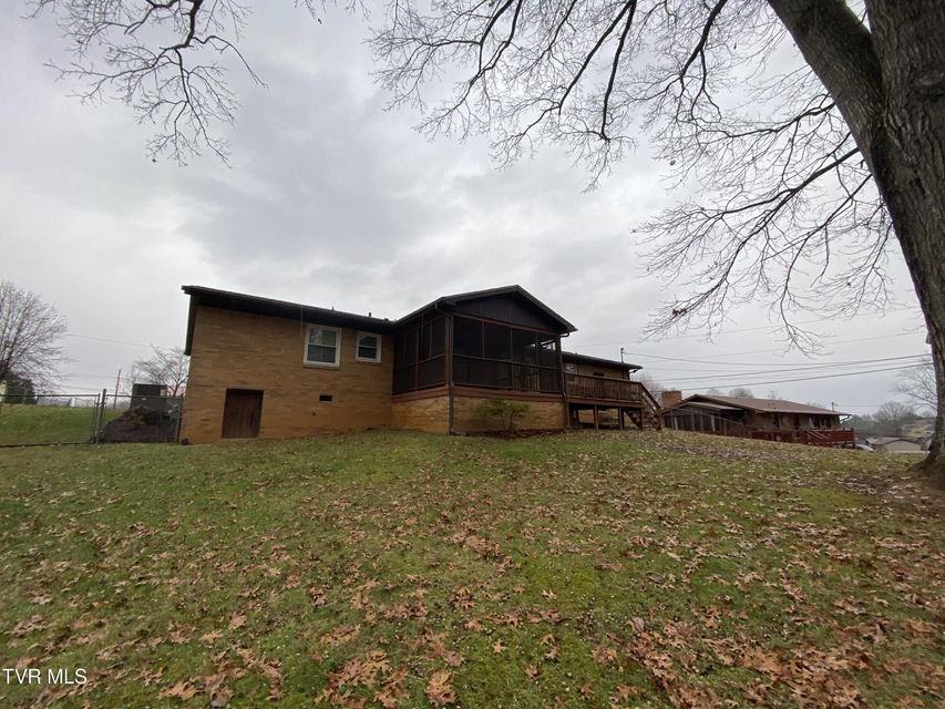 Photo #87: 4009 Black Oak Drive