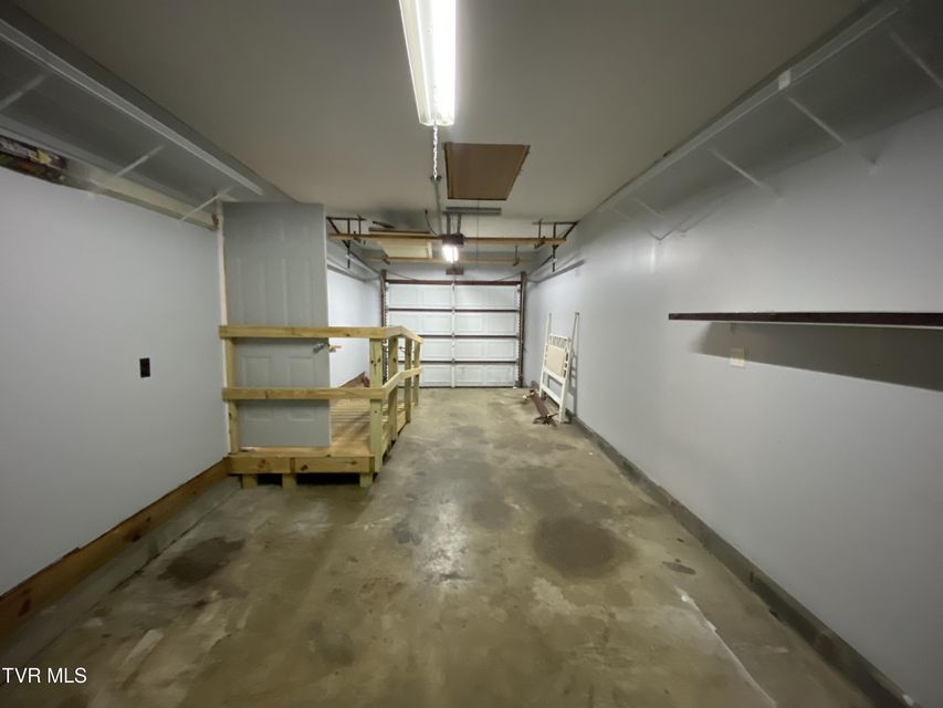 Photo #68: 4009 Black Oak Drive