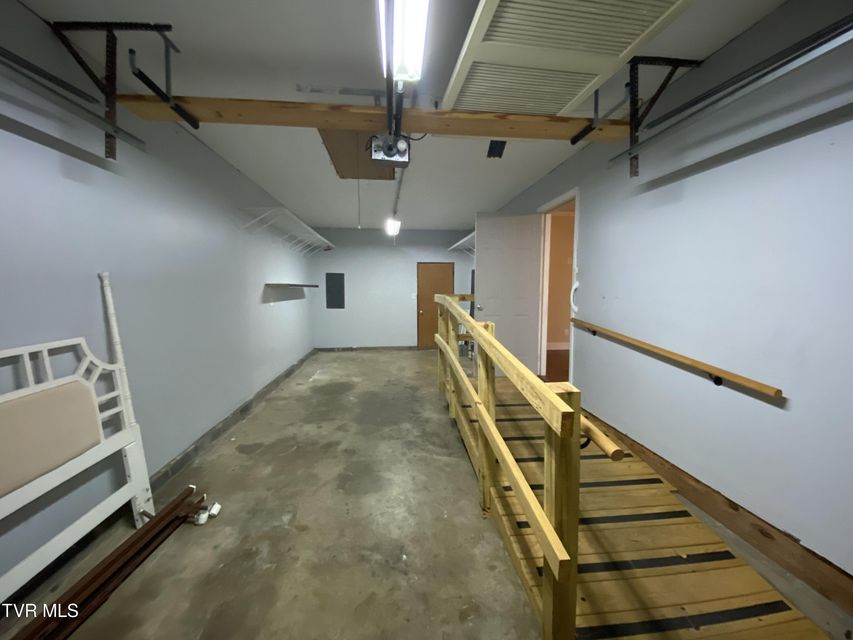 Photo #69: 4009 Black Oak Drive