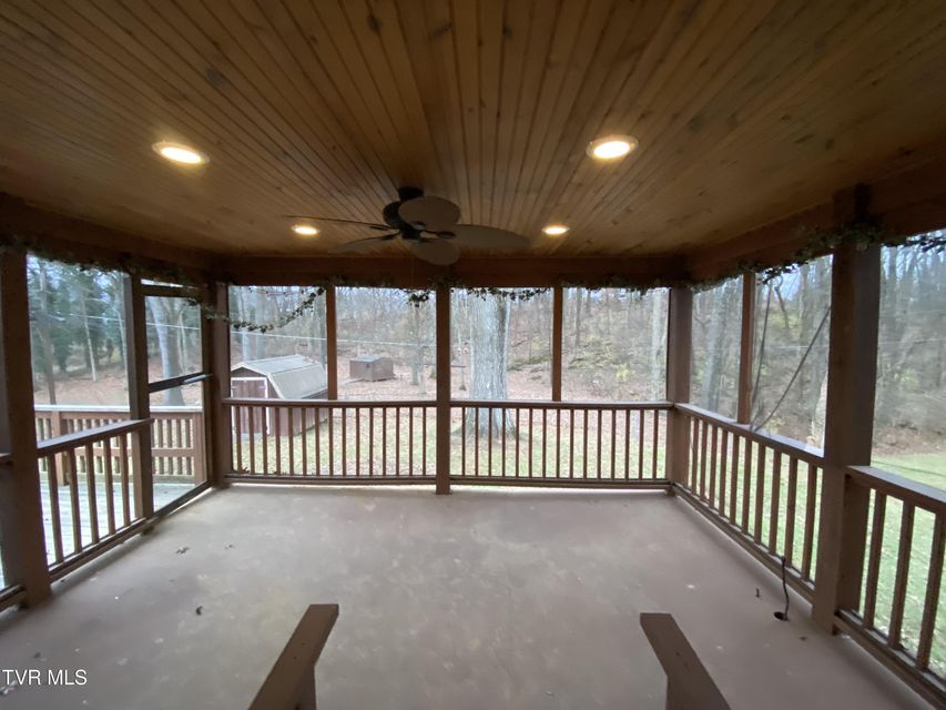 Photo #75: 4009 Black Oak Drive