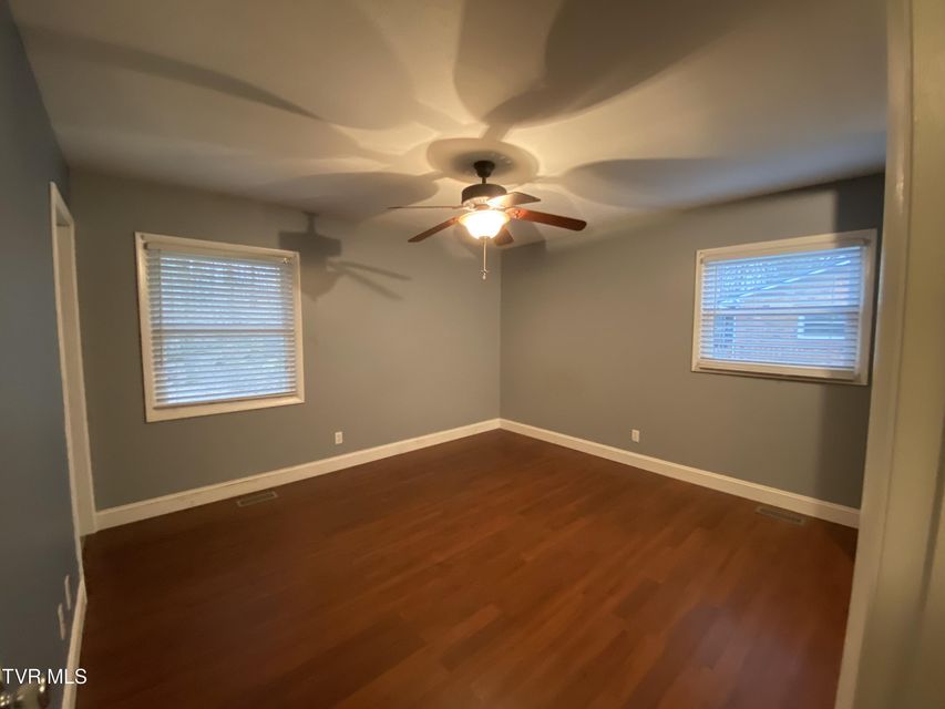 Photo #53: 4009 Black Oak Drive