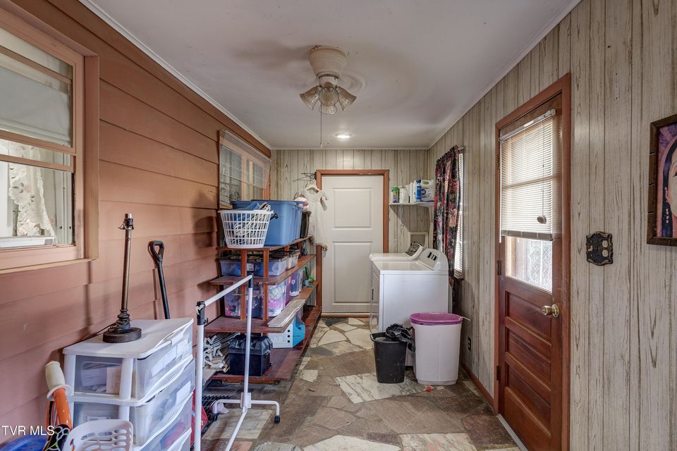 Photo #22: 435 Roan Street