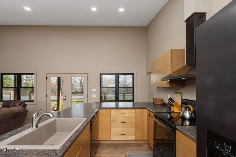 Photo #35: 393 Holt Ridge Road