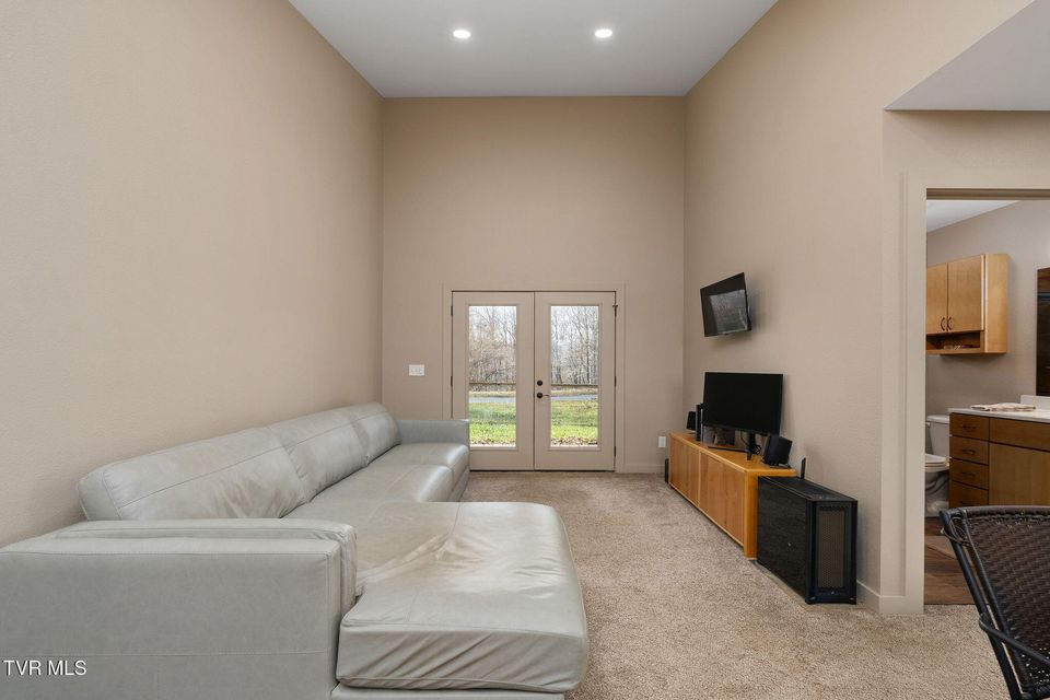 Photo #44: 393 Holt Ridge Road