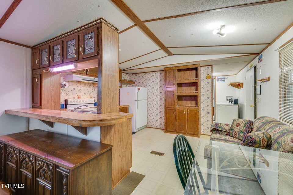 Photo #9: 2364 Highway 81s 