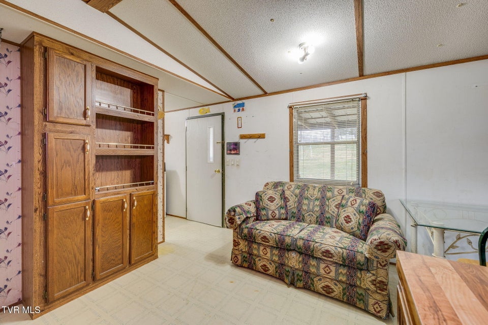 Photo #11: 2364 Highway 81s 