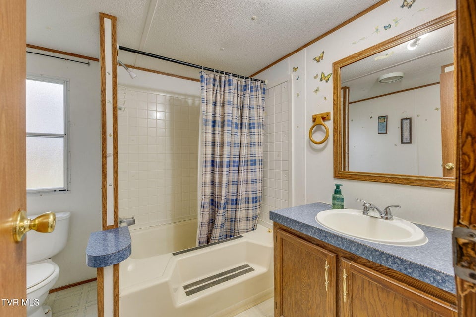 Photo #15: 2364 Highway 81s 