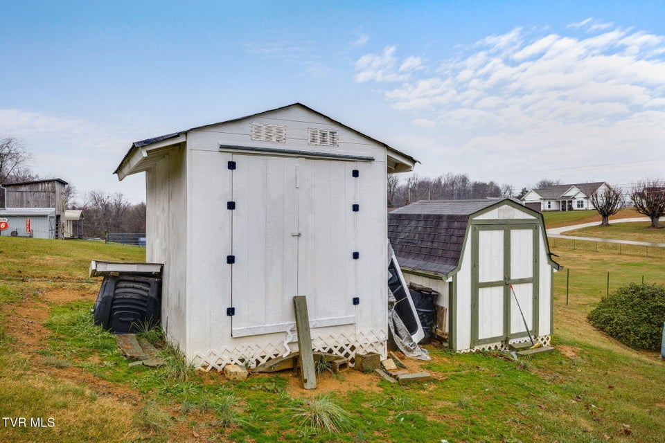 Photo #25: 2364 Highway 81s 