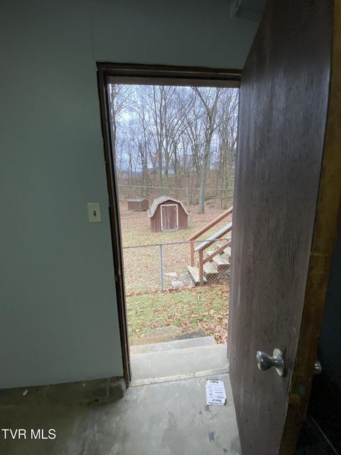 Photo #70: 4009 Black Oak Drive