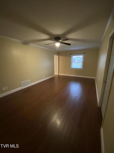 Photo #29: 4009 Black Oak Drive