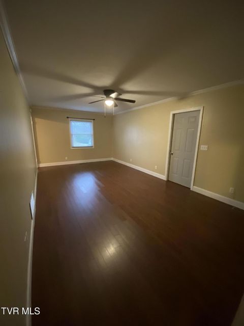 Photo #26: 4009 Black Oak Drive