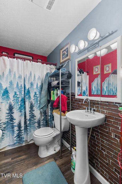 Photo #15: 2793 Highway 31 