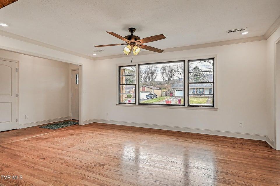 Photo #10: 1708 Jackson Terrace