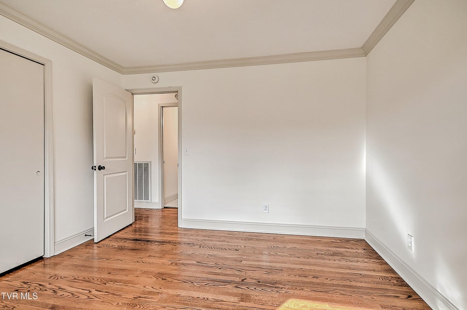 Photo #28: 1708 Jackson Terrace