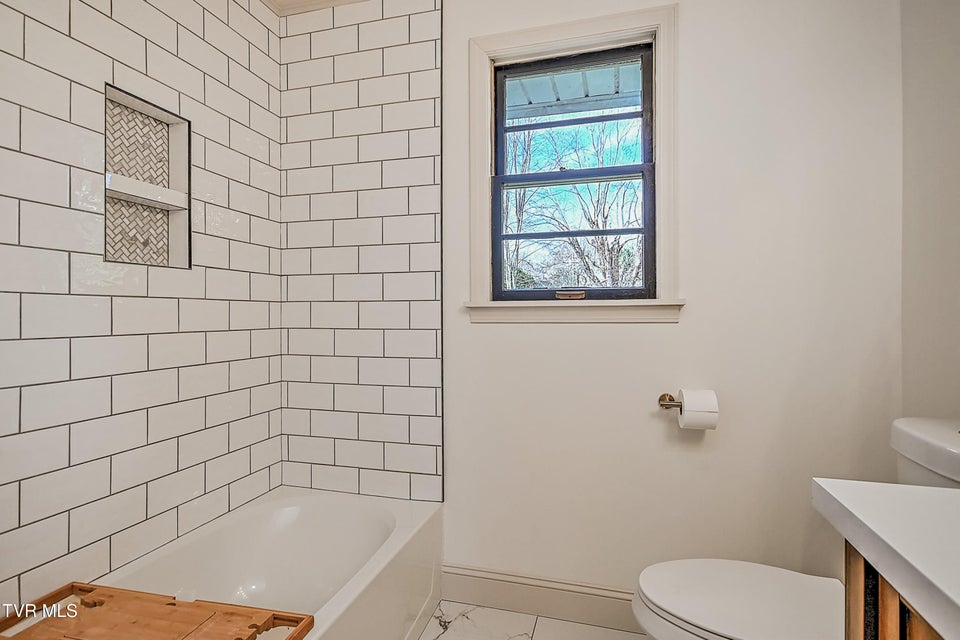 Photo #31: 1708 Jackson Terrace