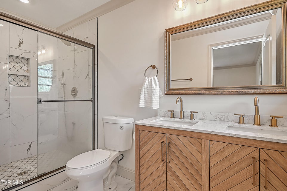 Photo #5: 1708 Jackson Terrace