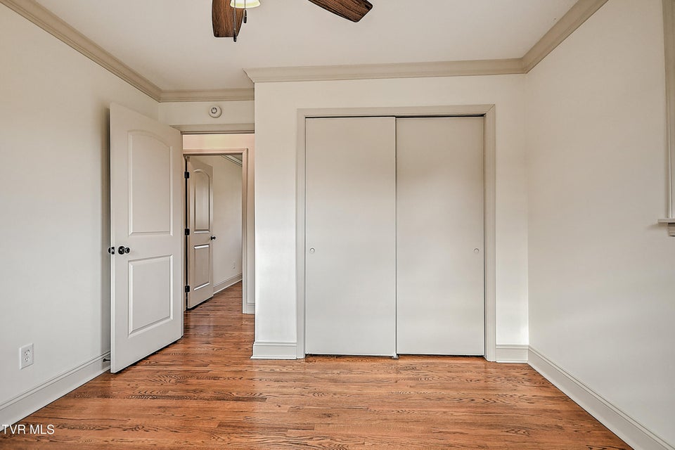 Photo #33: 1708 Jackson Terrace