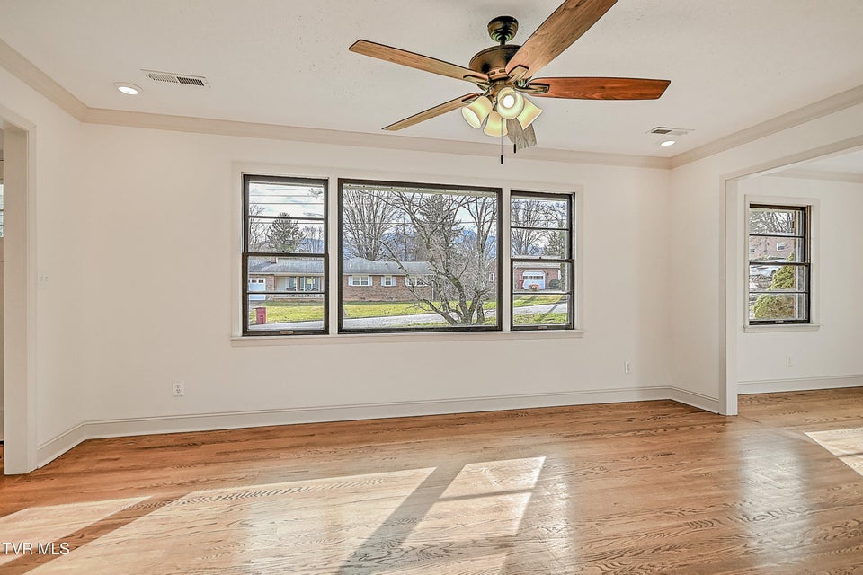 Photo #9: 1708 Jackson Terrace