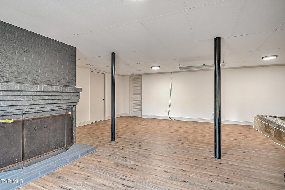 Photo #38: 1708 Jackson Terrace