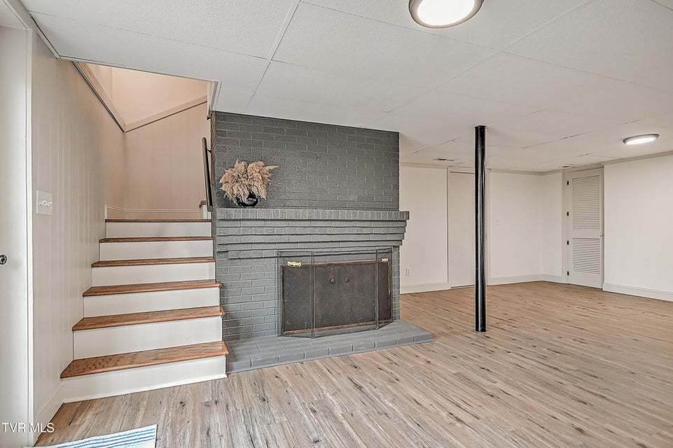 Photo #35: 1708 Jackson Terrace