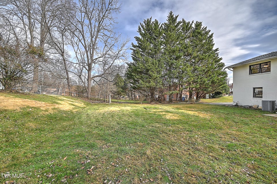 Photo #46: 1708 Jackson Terrace