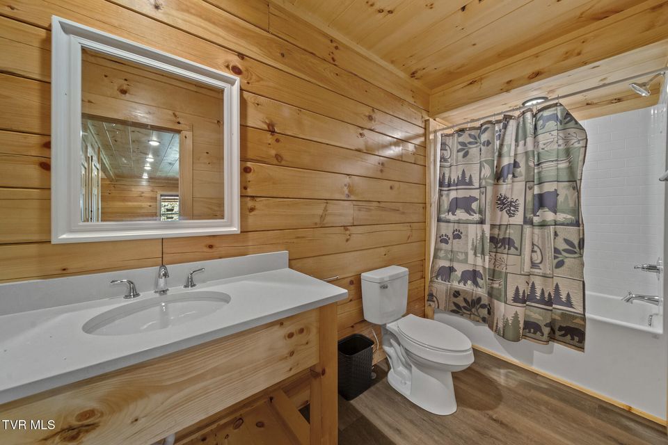 Photo #17: 1516 Rainbow Ridge Way