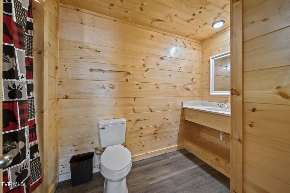 Photo #21: 1516 Rainbow Ridge Way