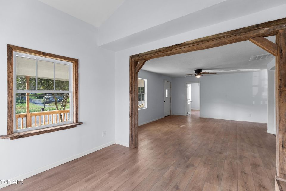 Photo #13: 150 Newman Street