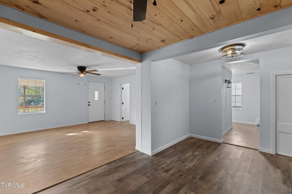 Photo #18: 150 Newman Street