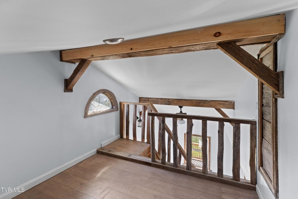 Photo #11: 150 Newman Street