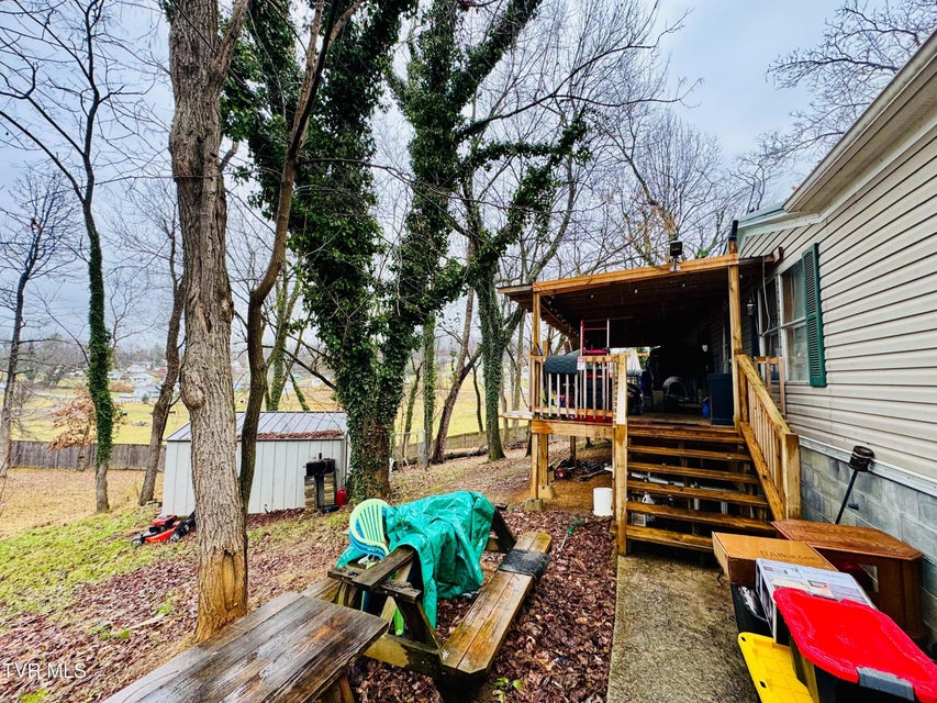 Photo #4: 809 Leona Street