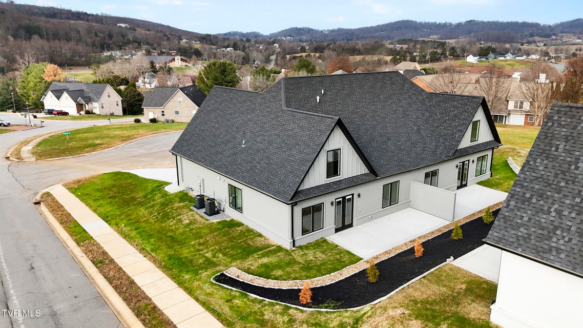 Photo #8: 2332 Sydney Court