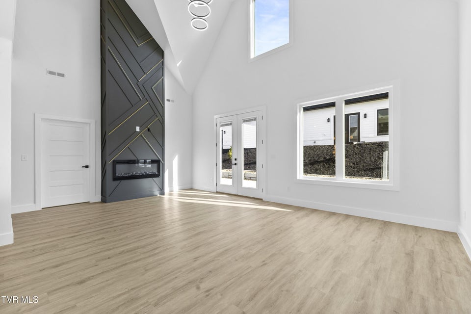 Photo #17: 2332 Sydney Court