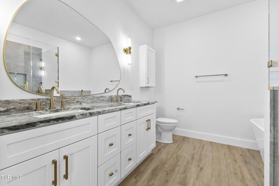 Photo #30: 2332 Sydney Court