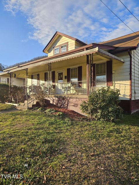 Photo #2: 2015 4th Ave E 