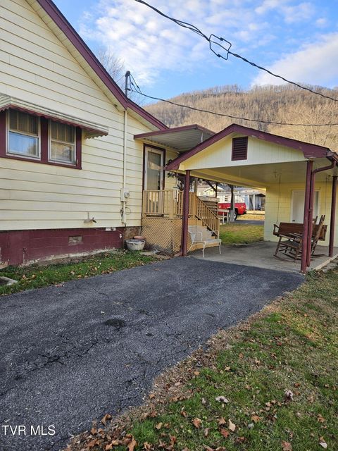 Photo #3: 2015 4th Ave E 