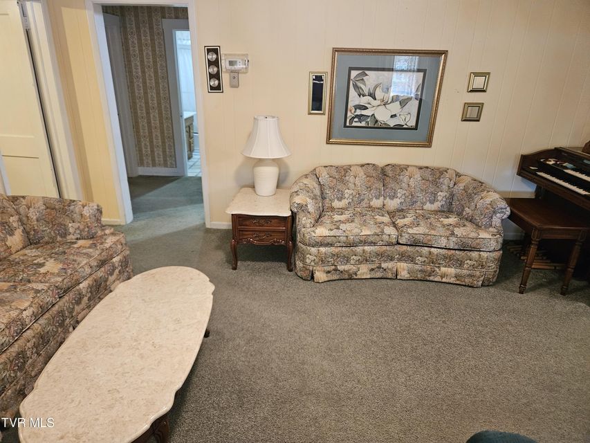 Photo #6: 2015 4th Ave E 