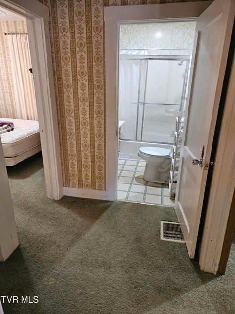 Photo #17: 2015 4th Ave E 