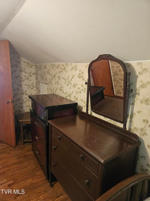 Photo #38: 2015 4th Ave E 