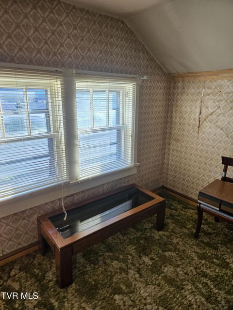 Photo #42: 2015 4th Ave E 